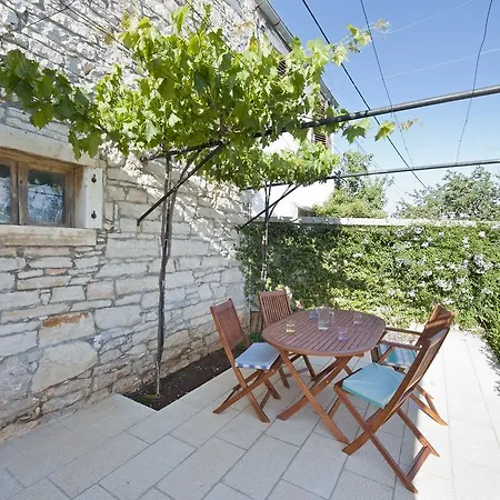 Vakantiehuis House Elizabeta